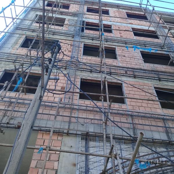 بنایی تخریب ولکه گیری  کاشی سرامیک  موزاییک بتن ریزی  شیب بندی