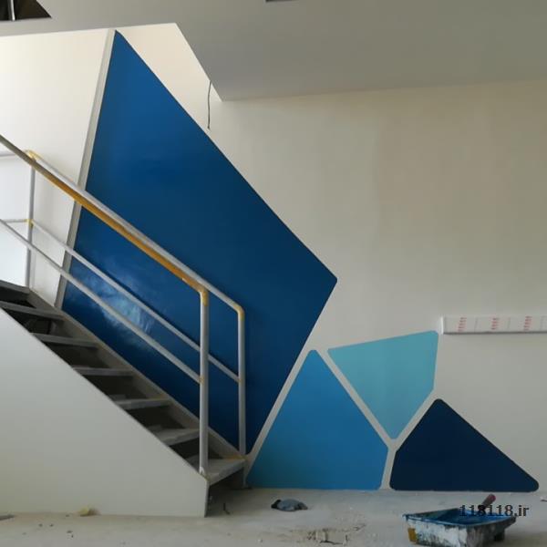 نقاشی ساختمان. ونصب کاغذ دیواری